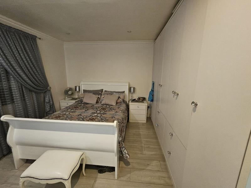 3 Bedroom Property for Sale in Newfields Western Cape